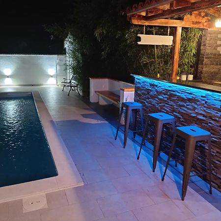 Veliki Vareški Holiday Home Carla And Dajana מראה חיצוני תמונה