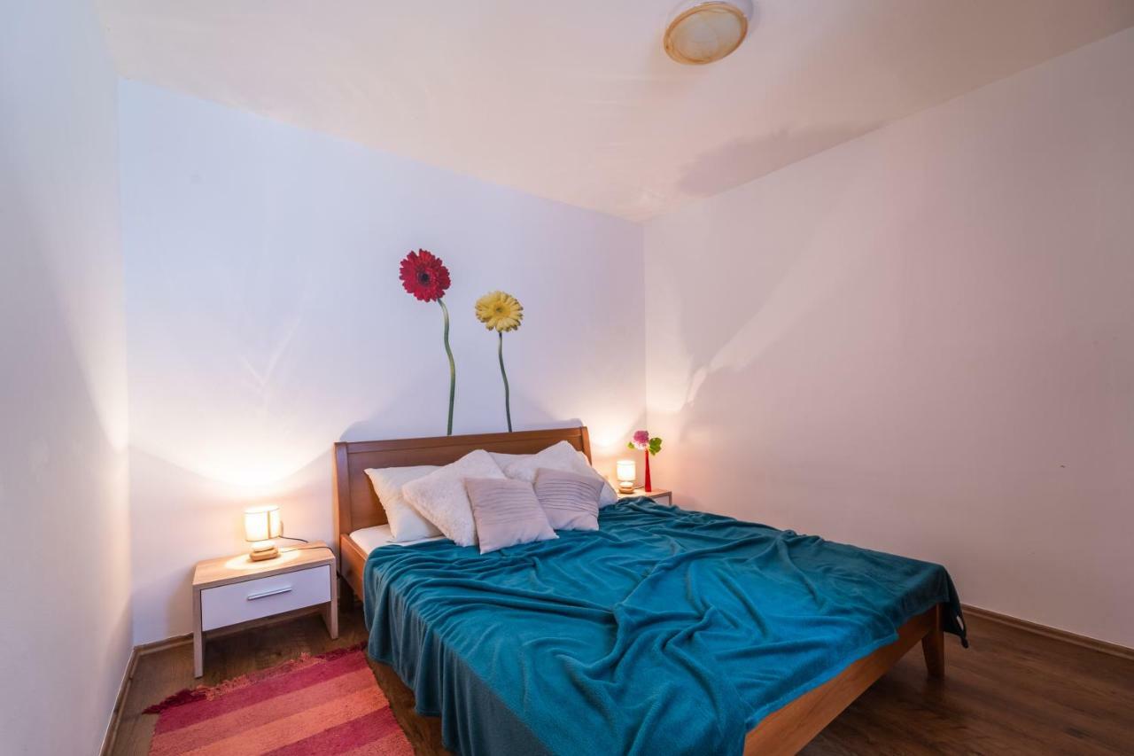 Veliki Vareški Holiday Home Carla And Dajana מראה חיצוני תמונה
